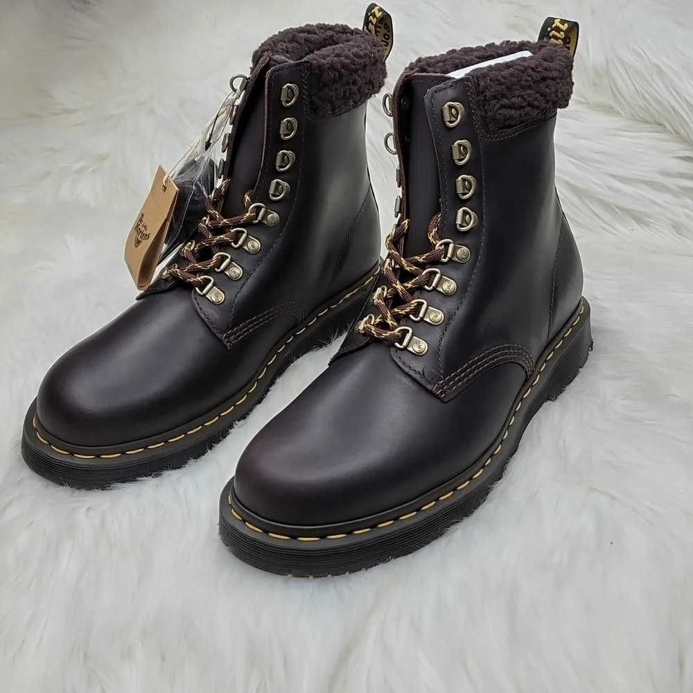 Dr. Martens 1460 Collar Leather Waterproof Boots New In Box